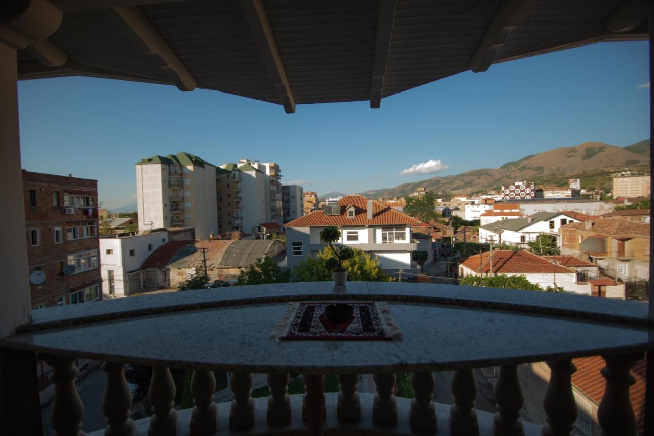 Vila Mariss Korce Exterior photo